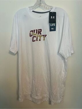 LG White Short-Sleeve Graphic Tee with Maroon and Olive Print